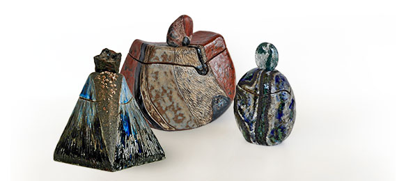 Céramiste collection boîtes sculptées
